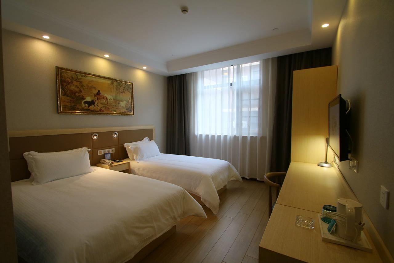 Jinjiang Select Airport Town Chuannanfeng Road Shanghai