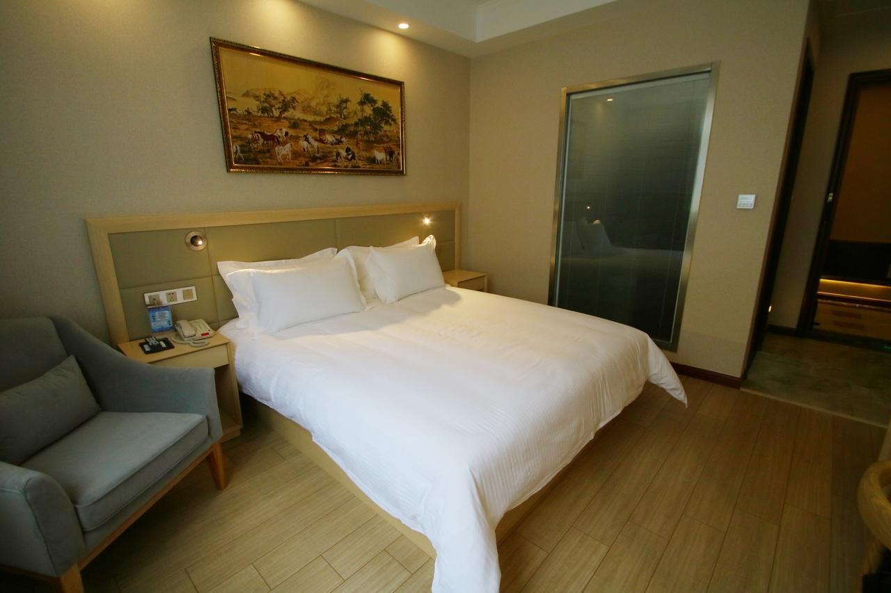 Jinjiang Select Airport Town Chuannanfeng Road Hotel