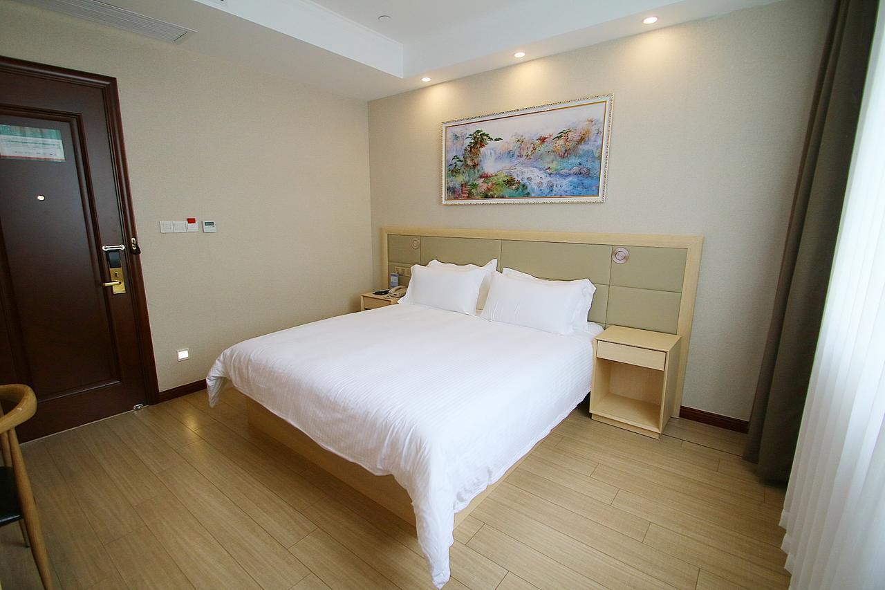 Jinjiang Select Airport Town Chuannanfeng Road 3*